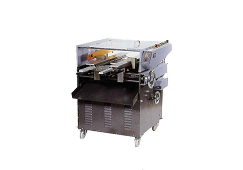 全自動PC板切腳（jiǎo）機